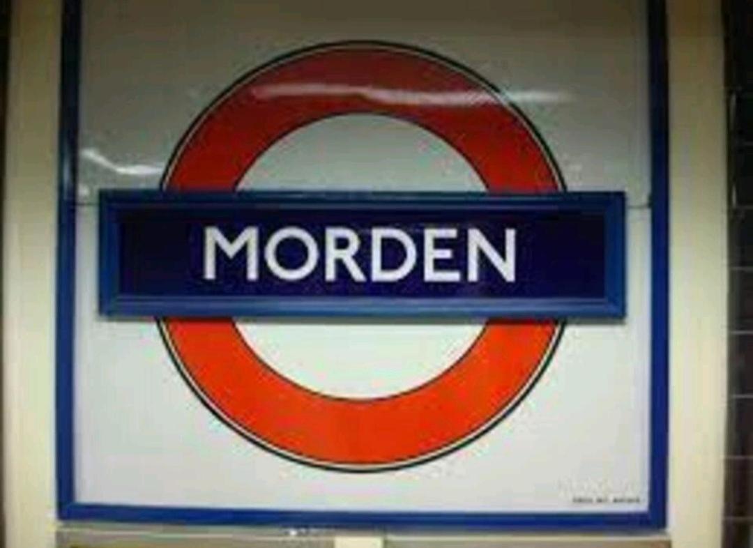 Lovely 4 Bed With Ensuite Free Wifi Off Street Parking In Sutton Morden  외부 사진